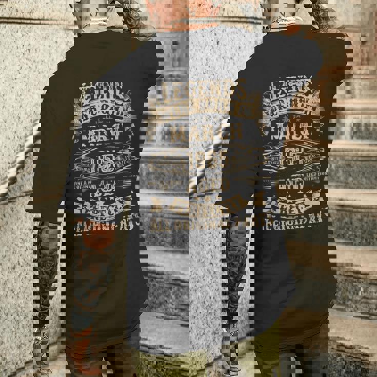 1965年3月 60歳 誕生日プレゼント 男性 60歳の誕生日 メンズTシャツ バックプリント 彼への贈り物