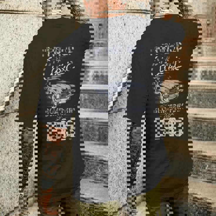 1983年生まれ マッスルカー生誕42周年 メンズTシャツ バックプリント 彼への贈り物