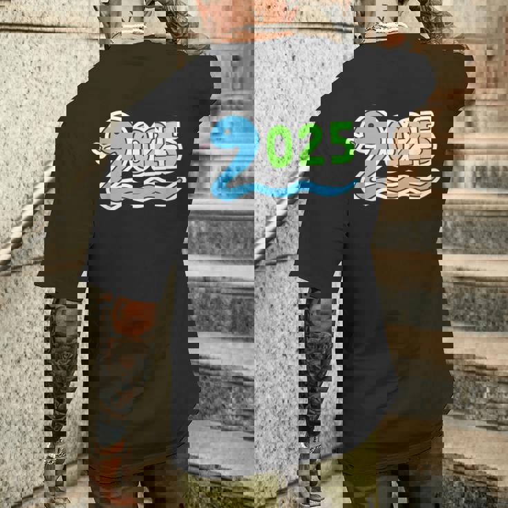 2025《巳年 蛇年》蛇 へび【どうぶつフレンズ】干支 十二支 ゆるくて かわいい 動物 イラスト 面白い メンズTシャツ バックプリント 彼への贈り物