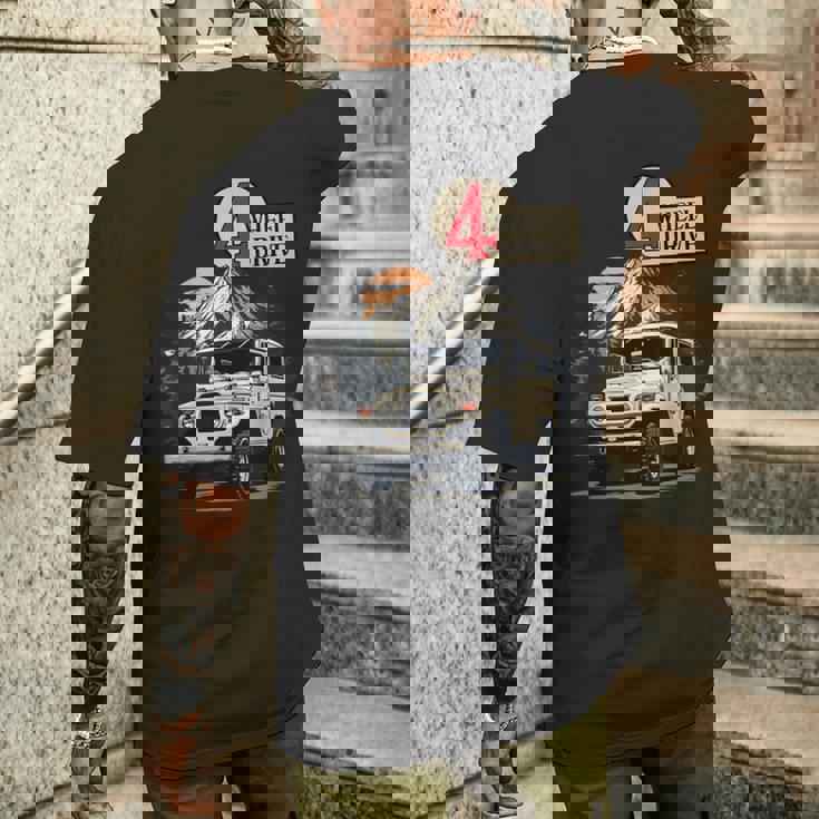 40系 クルーザー マウンテン オフロード 4輪駆動 四駆 Fj メンズTシャツ バックプリント 彼への贈り物