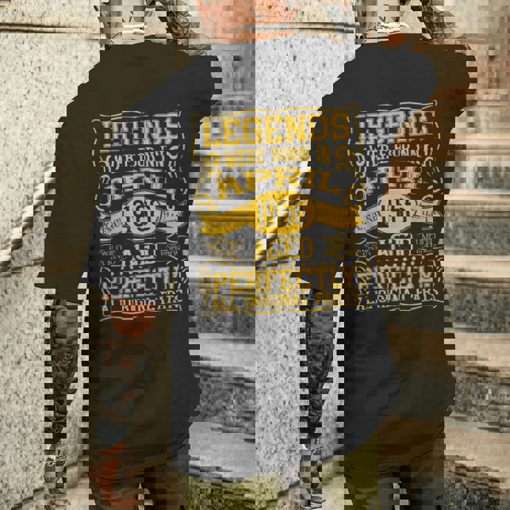 59歳の誕生日伝説は1966年4月に誕生しました。 メンズTシャツ バックプリント 彼への贈り物