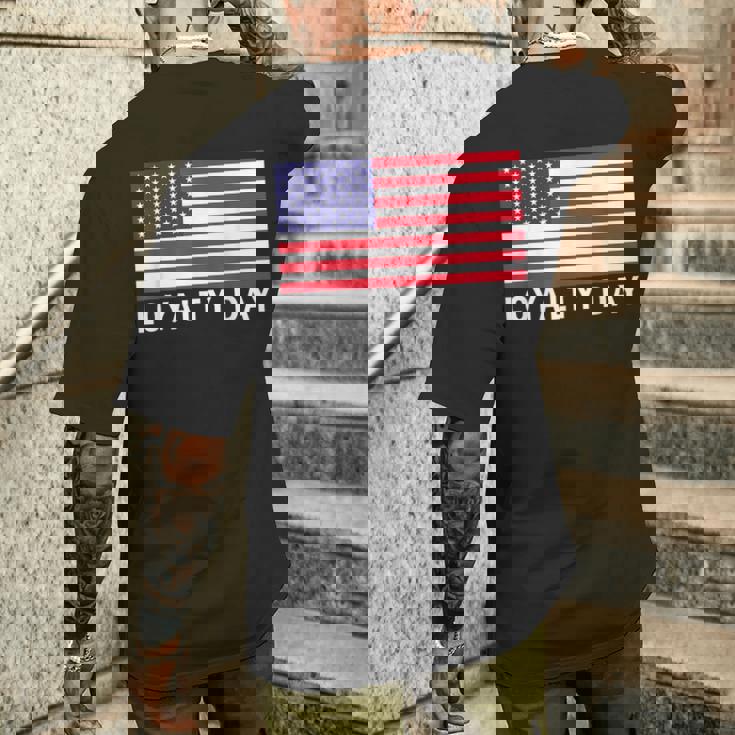 5月1日の忠誠の日 メンズTシャツ バックプリント 彼への贈り物