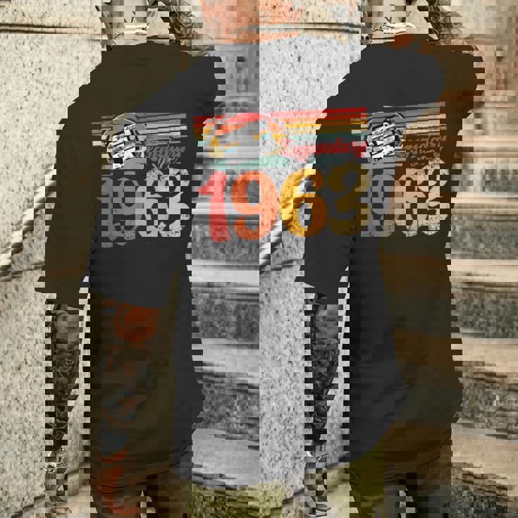 60 年代の誕生日パーティー パーティー 62 歳の誕生日ヴィンテージ 1963 メンズTシャツ バックプリント 彼への贈り物