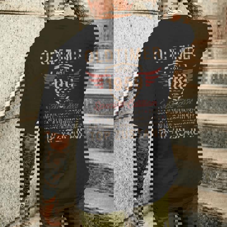 66 歳の誕生日プレゼント クラシックカー 4 月ヴィンテージ 1959 メンズTシャツ バックプリント 彼への贈り物