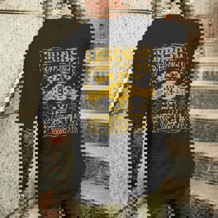 66歳の誕生日伝説は1959年5月に誕生しました。 メンズTシャツ バックプリント 彼への贈り物