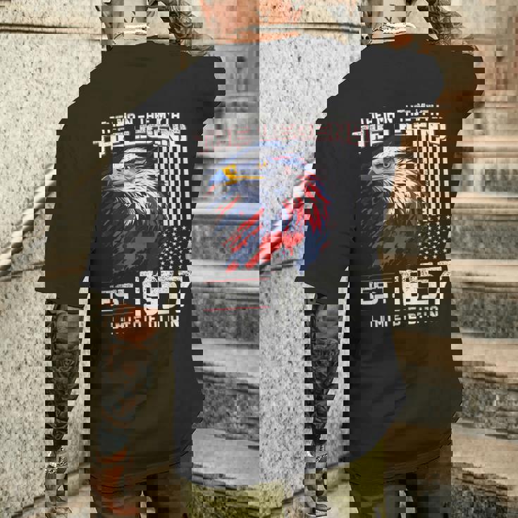 67 歳の誕生日 メンズ オリジナル ヴィンテージ 1957 メンズTシャツ バックプリント 彼への贈り物