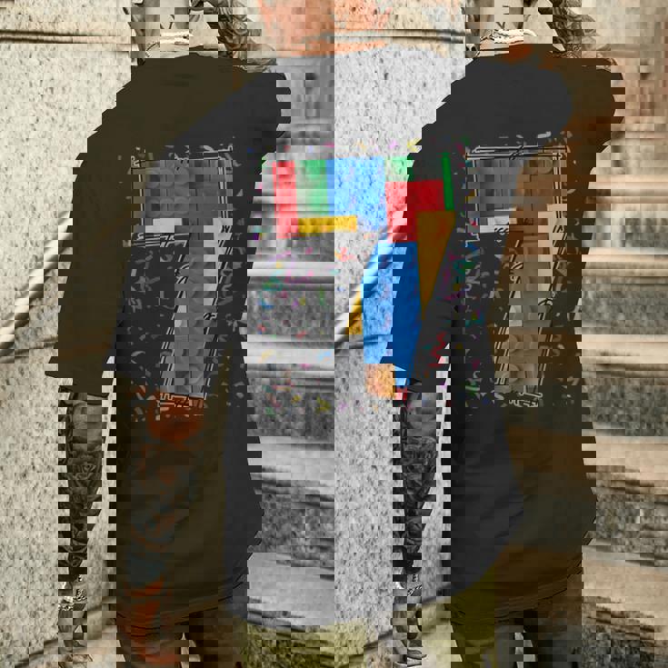 7歳 ブロック 建物 マスタービルダー 7歳の誕生日 男の子 メンズTシャツ バックプリント 彼への贈り物