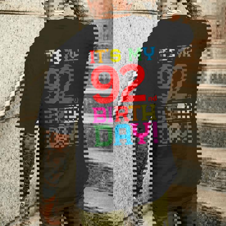 92歳 カラフル Happy Birthday Its My 92Th Birthday メンズTシャツ バックプリント 彼への贈り物