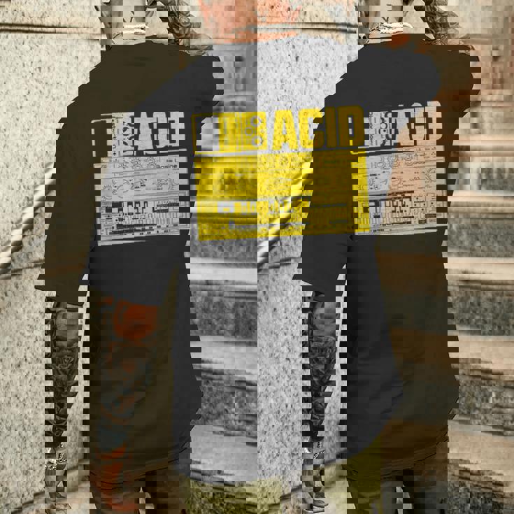 Acid Tb303 ベースペダル アナログシンセサイザー Dj Nerd メンズTシャツ バックプリント 彼への贈り物