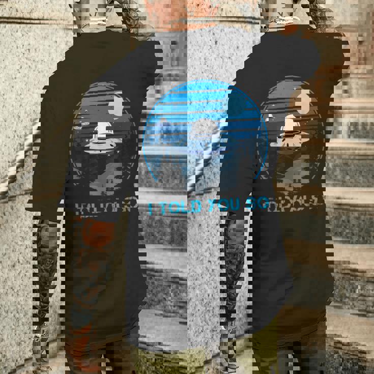 Alien Invasion In The Dark Ufo I Told Youo メンズTシャツ バックプリント 彼への贈り物