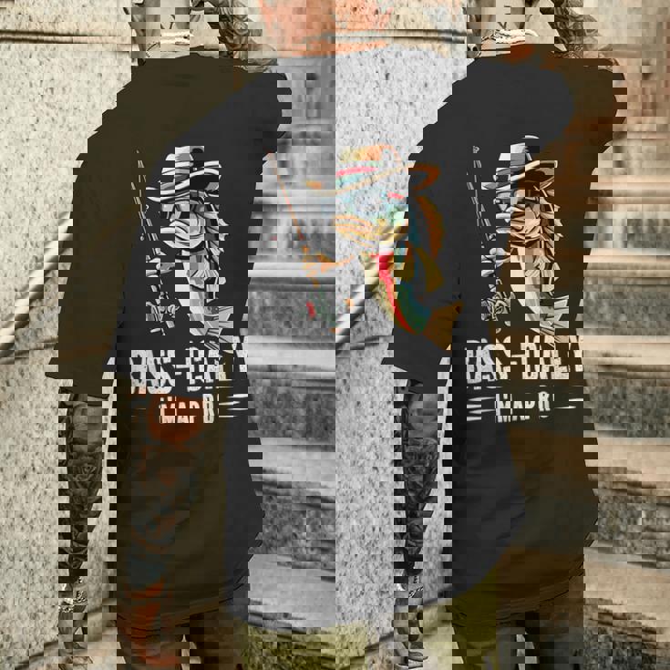 Bass-Ically I'm A Pro バスフィッシングアパレル メンズ キッズ メンズTシャツ バックプリント 彼への贈り物