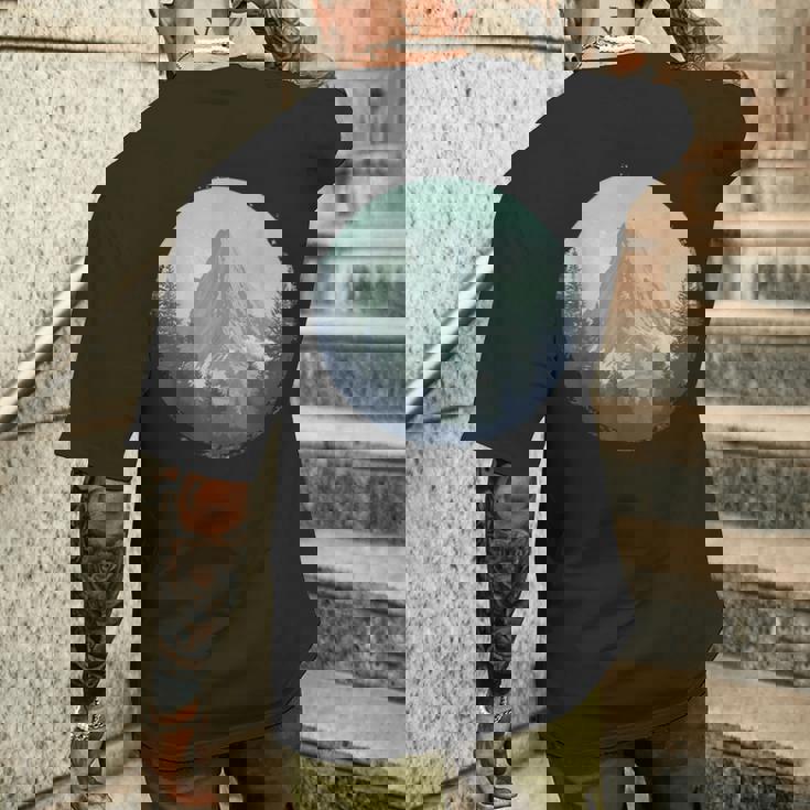 Blue Mountain Retrointage Hiking Camping Lover Glamper メンズTシャツ バックプリント 彼への贈り物