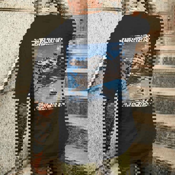 Bombardiro Crocodilo イタリアンブレインロットミーム メンズTシャツ バックプリント 彼への贈り物