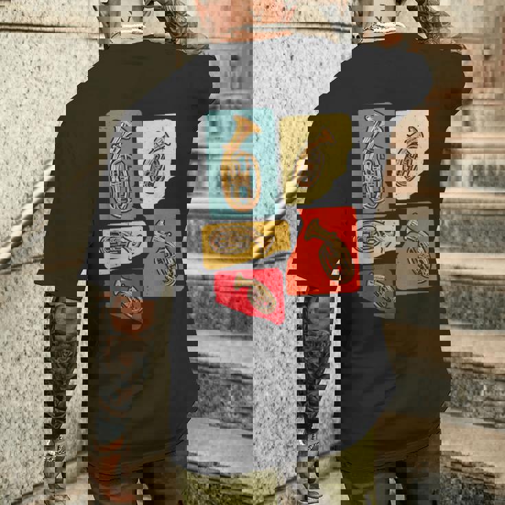 Creative Tenor Horn ビンテージ レトロ アートワーク テナーホルン奏者 メンズTシャツ バックプリント 彼への贈り物