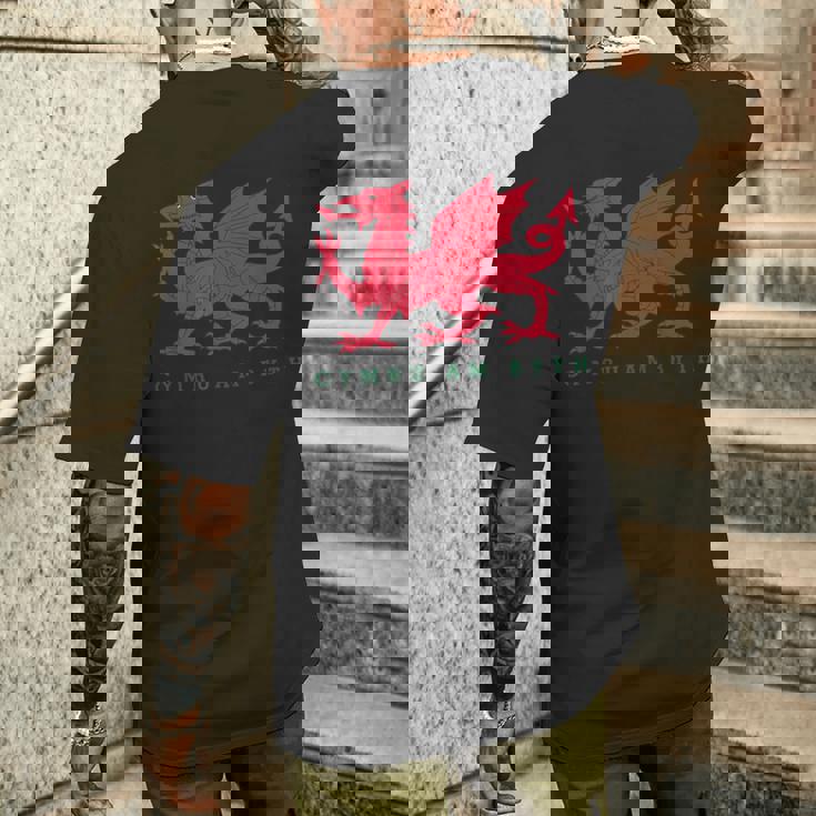 Cymru Am Byth ウェールズ ラグビー ドラゴンウェールズ プレイヤープライドギフト メンズTシャツ バックプリント 彼への贈り物