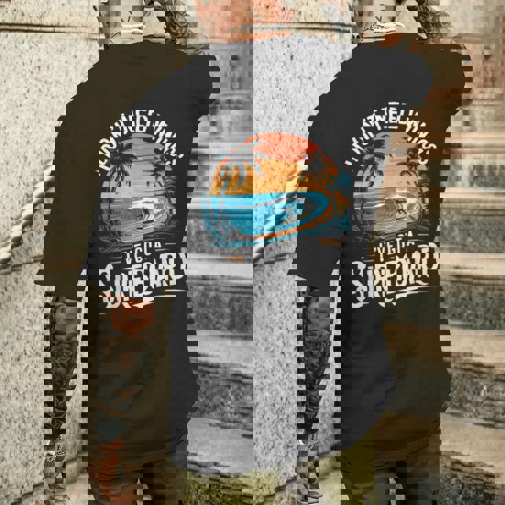 I Don't Need Wings I Have Aurfurfboard For Men メンズTシャツ バックプリント 彼への贈り物