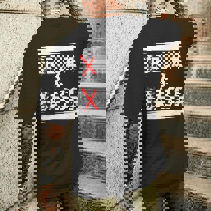 Drum And Bass Rum And Ass メンズTシャツ バックプリント 彼への贈り物