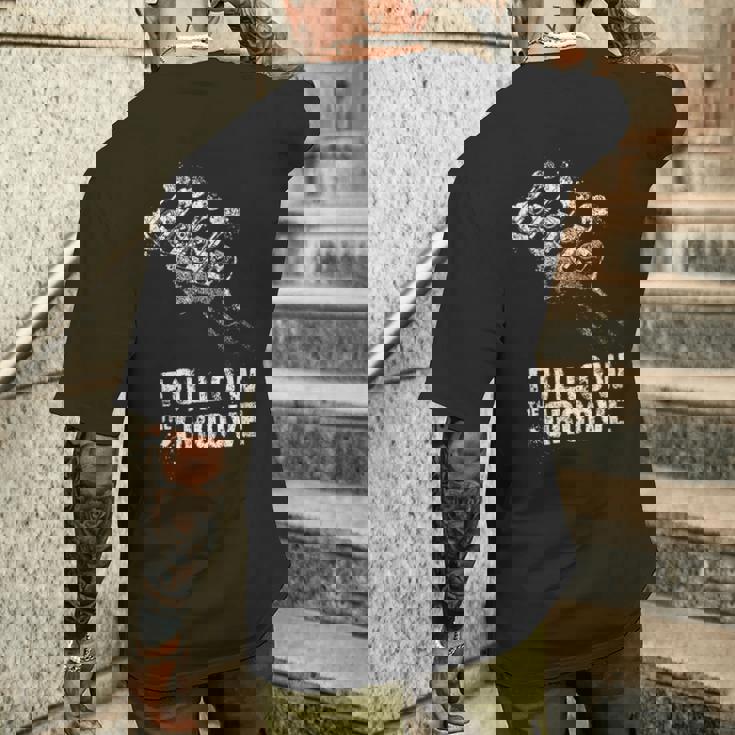 Follow The-Groove-Bass-Metal-Rock-Jazz-をフォローする メンズTシャツ バックプリント 彼への贈り物