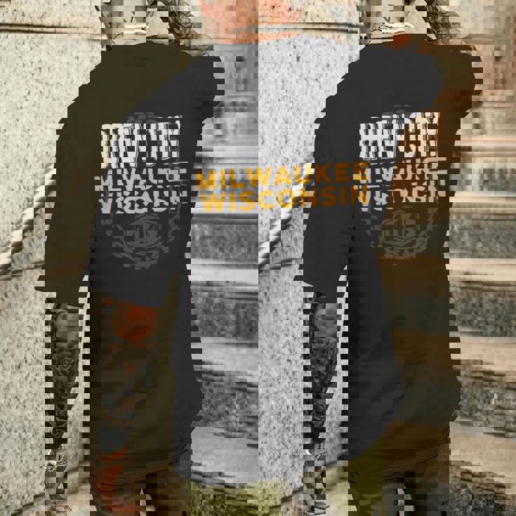 Brew City ミルウォーキー ウィスコンシン州 メンズTシャツ バックプリント 彼への贈り物