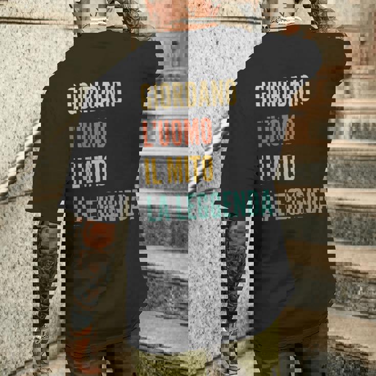 Italian First Name Giordano メンズTシャツ バックプリント 彼への贈り物