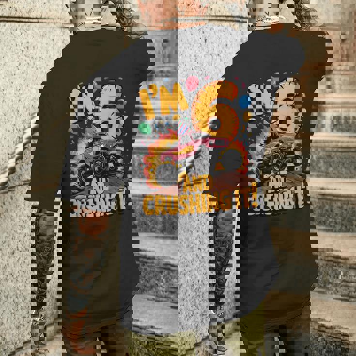 I'm 6 And Crushing It モンスタートラック 誕生日 メンズTシャツ バックプリント 彼への贈り物