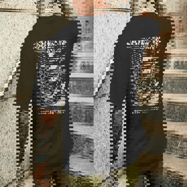 Jdヴァンス軍事選挙2028年アメリカ国旗支持のための兵士 メンズTシャツ バックプリント 彼への贈り物