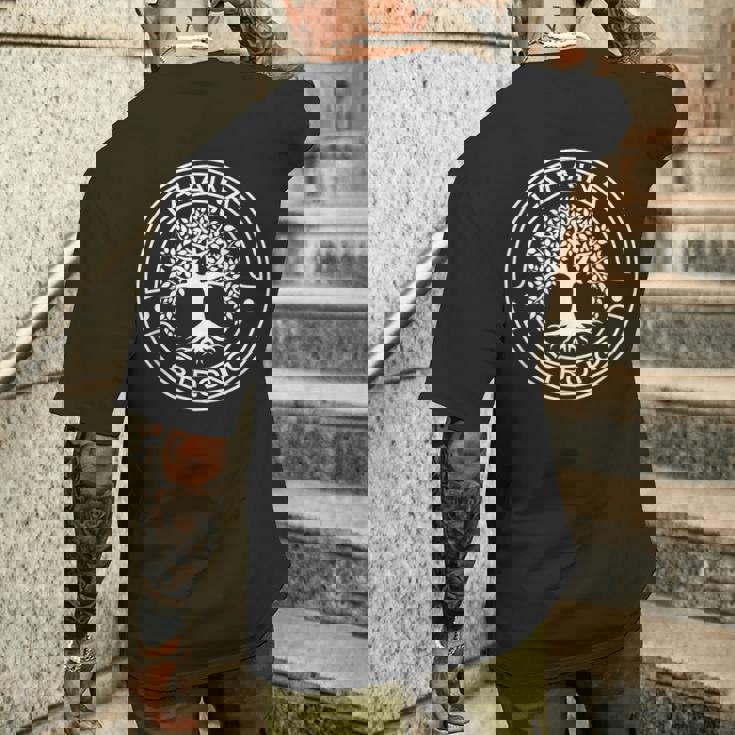 Lahaina バンヤンツリー マウイ ハワイ 強力 メンズTシャツ バックプリント 彼への贈り物