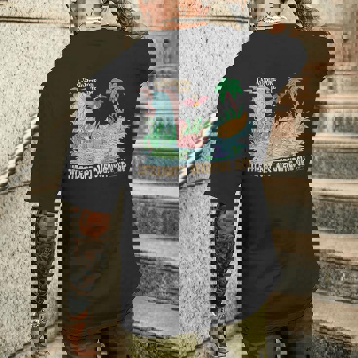 The Land Before Time リトルフットアドベンチャークラブ。 メンズTシャツ バックプリント 彼への贈り物