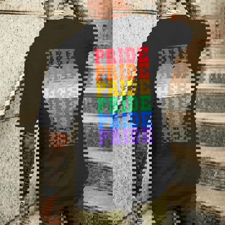 Lgbtq レインボーカラーのプライド メンズTシャツ バックプリント 彼への贈り物