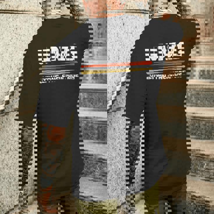 Ludwig Everything Else Is Noise クラシック音楽ドラムスティック メンズTシャツ バックプリント 彼への贈り物