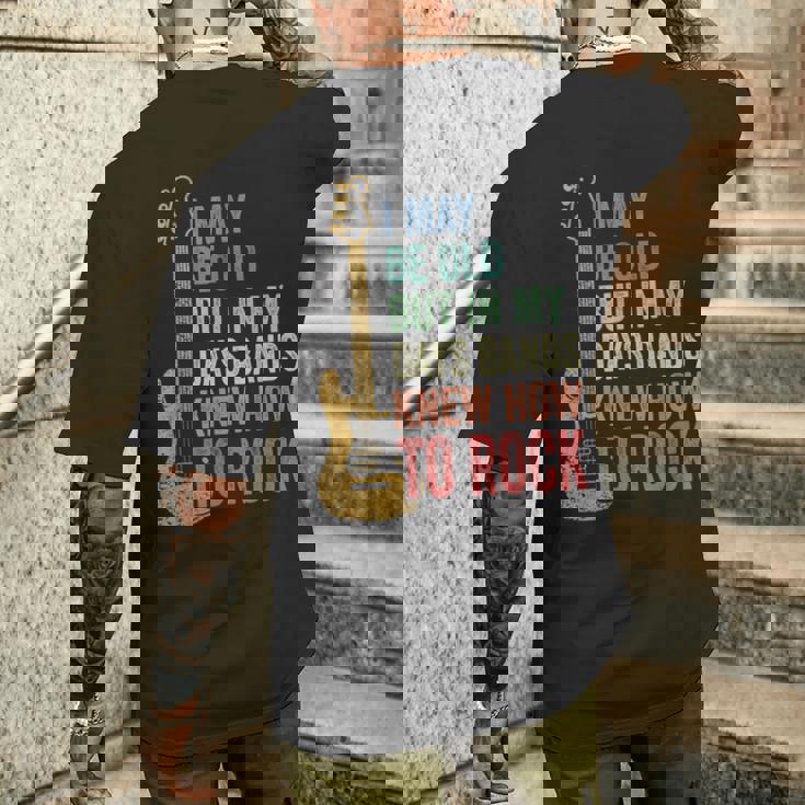 I May Be Old クールバンド レトロギター フェンダー ロックンロール メンズTシャツ バックプリント 彼への贈り物