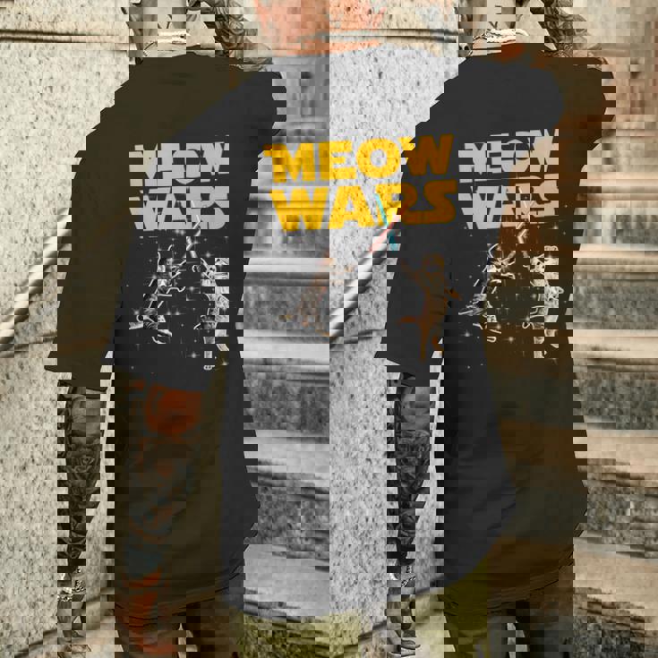 Meow Wars 猫好きのための面白いグラフィック メンズTシャツ バックプリント 彼への贈り物