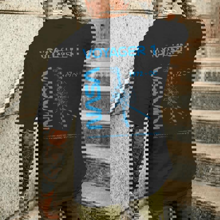 Nasaoyager 1 宇宙船は1977年9月5日に打ち上げられました メンズTシャツ バックプリント 彼への贈り物