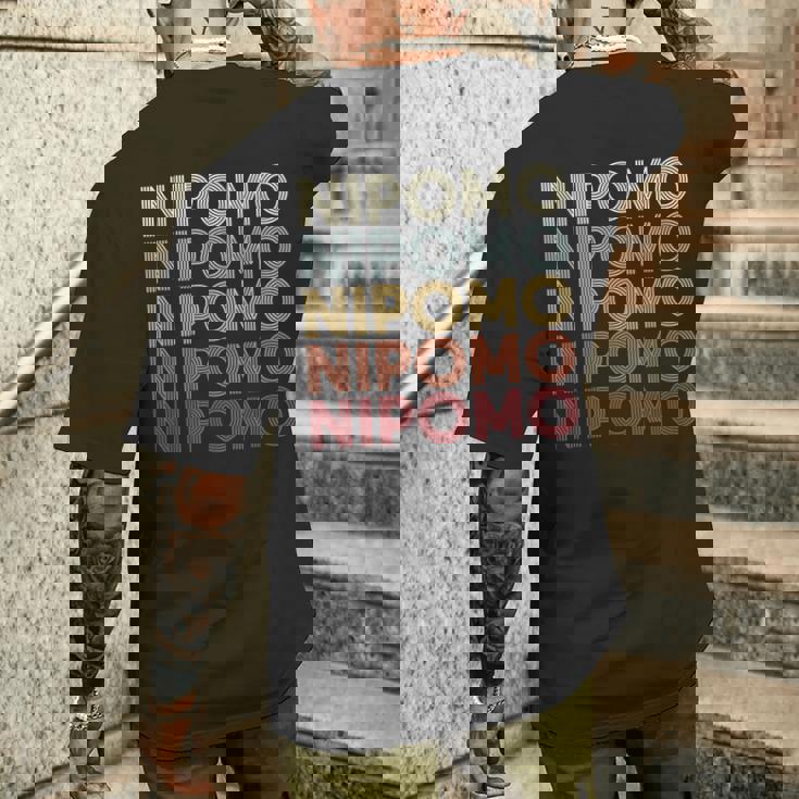 Nipomo California Nipomo Ca Retrointage Text メンズTシャツ バックプリント 彼への贈り物