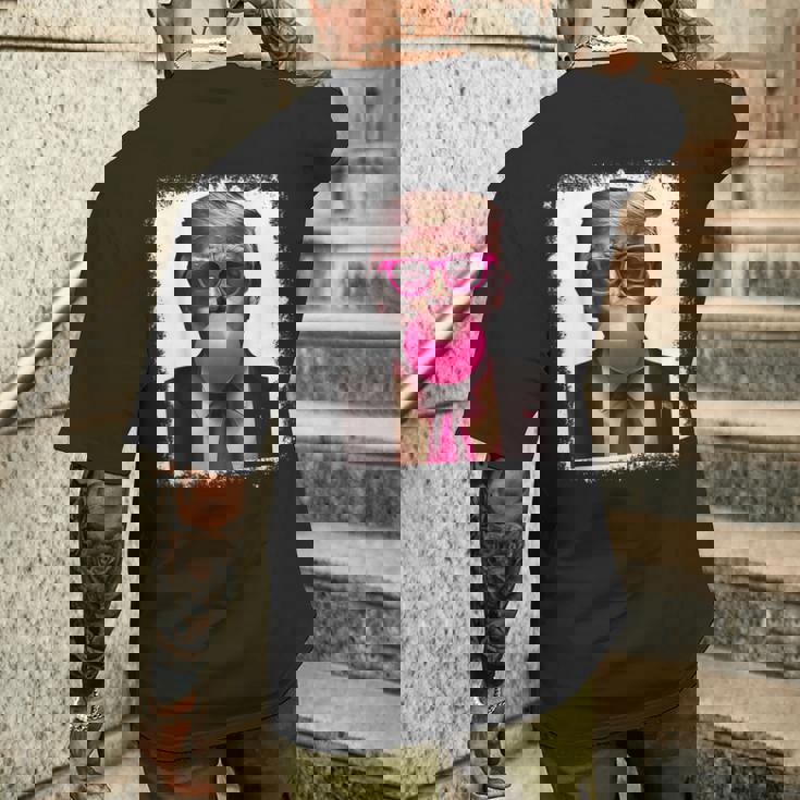 Pro Trump Bubble Gum Pink Glasses Donald Trump メンズTシャツ バックプリント 彼への贈り物