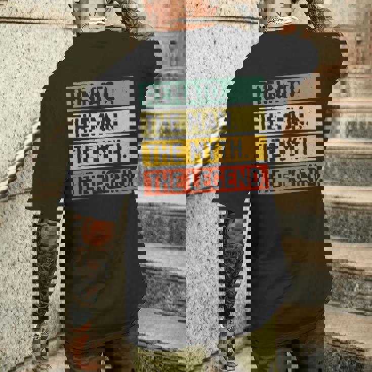 Renato The Man The Myth The Legendおかしな名言 メンズTシャツ バックプリント 彼への贈り物