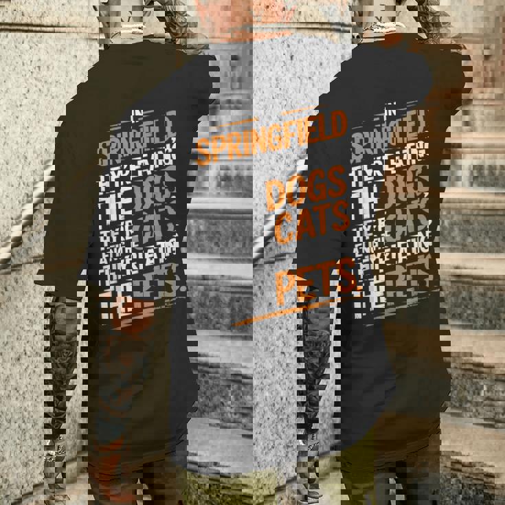 Springfieldでは、They Eating The Cats The Dogs The Pet メンズTシャツ バックプリント 彼への贈り物