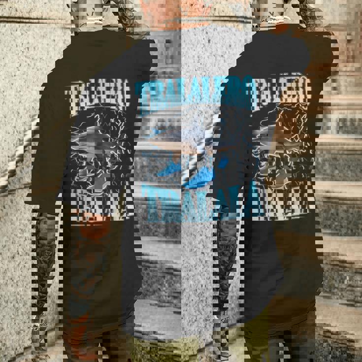 Tralalero Tralala 面白い イタリアン ブレイン ミーム ボーイズ キッズ メンズTシャツ バックプリント 彼への贈り物