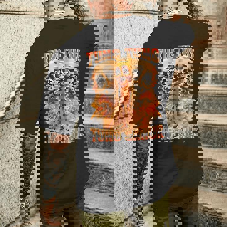 Tung Tung Tungahur イタリアのブレインロット、面白い野球バット メンズTシャツ バックプリント 彼への贈り物