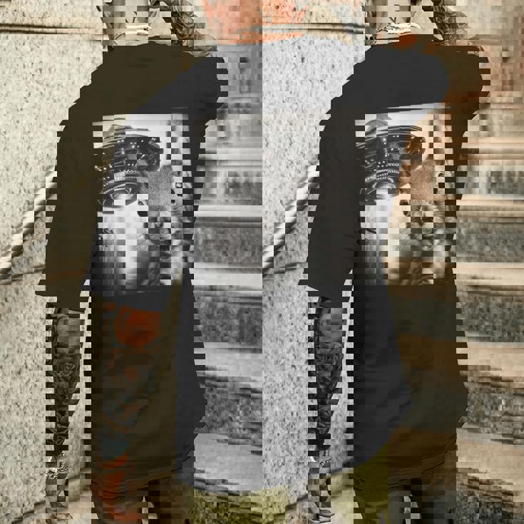 Ufoとリス自撮り面白いリス愛好家 メンズTシャツ バックプリント 彼への贈り物