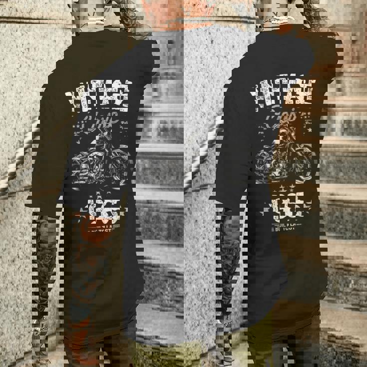 Vintage Born 1965 60Th Birthday クラシック レトロ バイク メンズTシャツ バックプリント 彼への贈り物