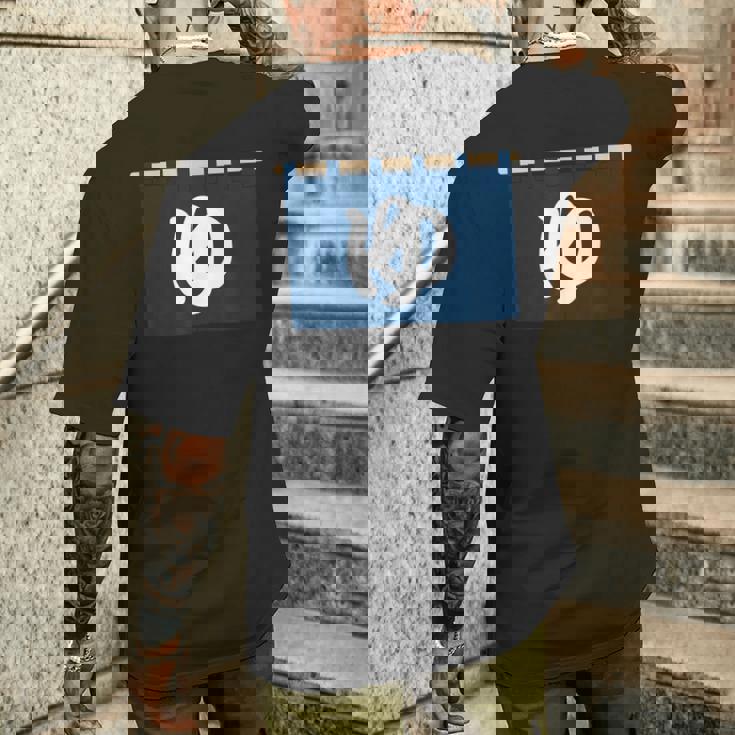 【湯のれん】紺 銭湯 温泉 お風呂 サウナ 日本 お土産 和柄 おもしろ 面白い 文字入り ネタ ウケ狙い 可愛い メンズTシャツ バックプリント 彼への贈り物