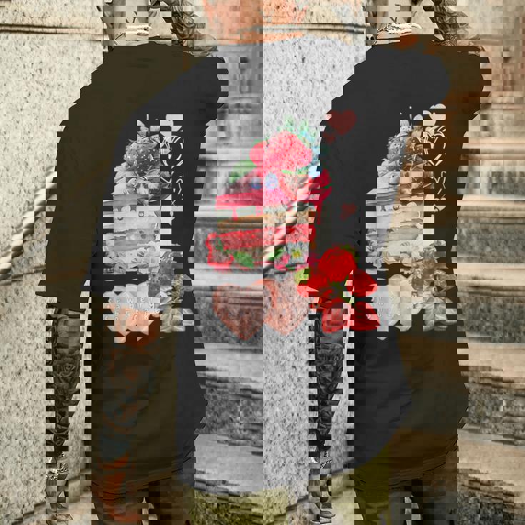 いちご ショートケーキ スイーツ デザート かわいい 春 お菓子、おしゃれ、パティシエ、ハート、カジュアル メンズTシャツ バックプリント 彼への贈り物