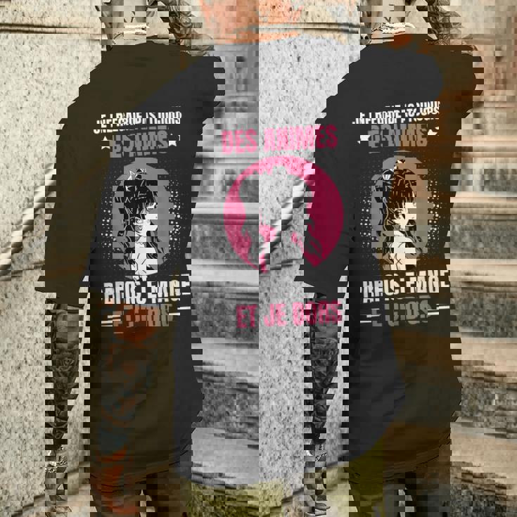 いつもアニメを見ないかわいいアニメ漫画 メンズTシャツ バックプリント 彼への贈り物