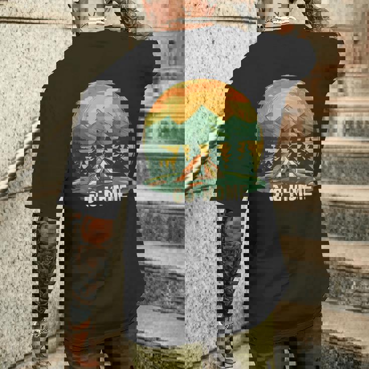 おかしなゴー・ホーム・セイングとテントのネイチャーコスチューム。 メンズTシャツ バックプリント 彼への贈り物