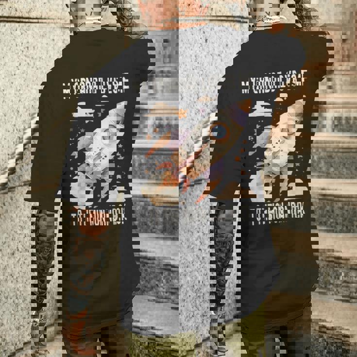 おじいちゃんは私を月まで愛して帰って メンズTシャツ バックプリント 彼への贈り物