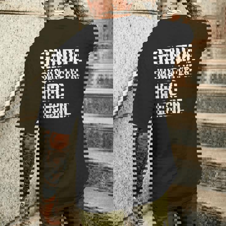 おじいちゃんスカッシュプレイヤーヒーローレジェンド-おじいちゃんスカッシュ メンズTシャツ バックプリント 彼への贈り物