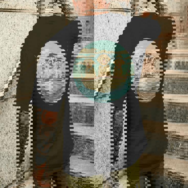 かわいい イエロー ラブラドールレトリバー 犬 釣り ボート 湖 犬 メンズTシャツ バックプリント 彼への贈り物