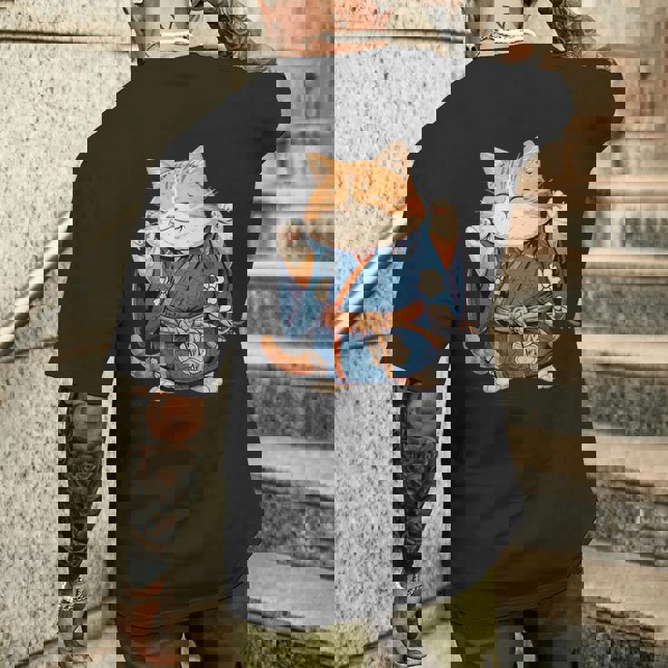 かわいいマワシ相撲帯猫ちゃんの力士 メンズTシャツ バックプリント 彼への贈り物