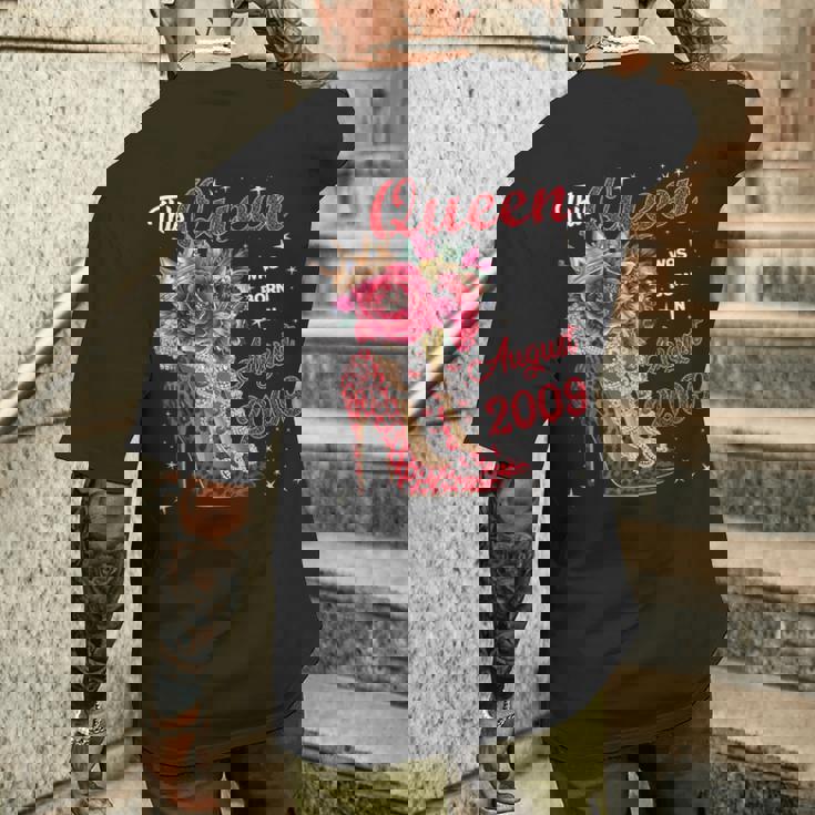 この女王は2009年8月に誕生しました。 メンズTシャツ バックプリント 彼への贈り物